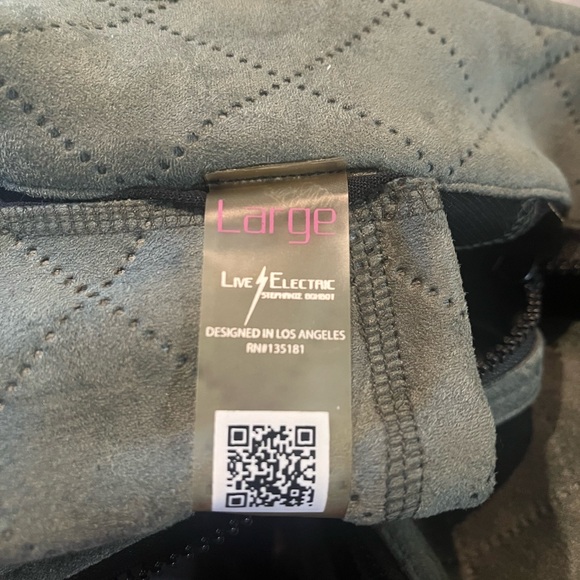 NWOT Moto Style Activewear Jacket, Mesh Cutouts, Size L - Picture 11 of 11